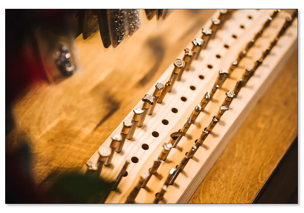 LEATHER CRAFT